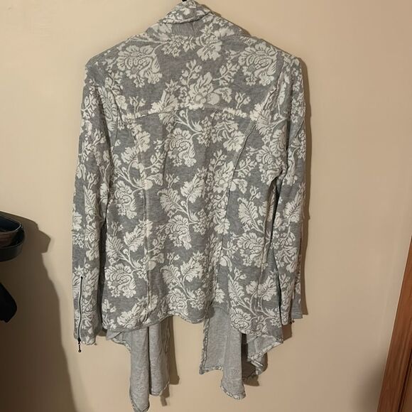 Knox Rose Women's M Gray & White Open Front Damask Waterfall Cardigan - Picture 6 of 7